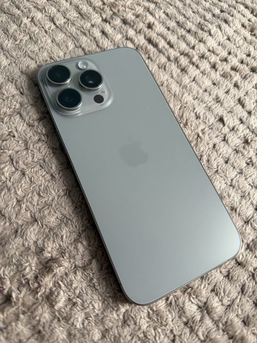 Продам Iphone 15 Pro Max 256gb