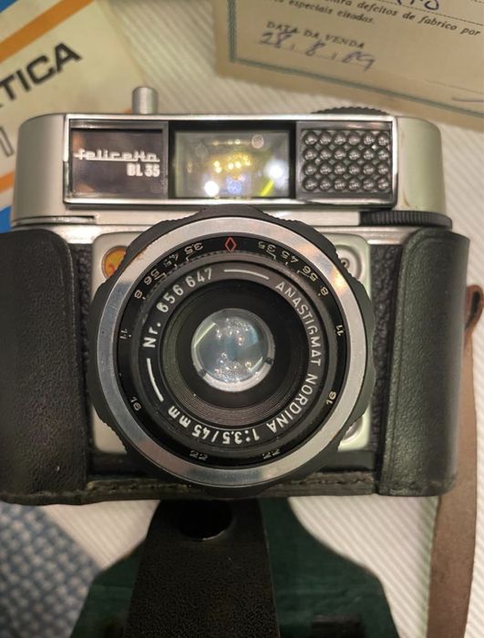 Máquina fotográfica Praktica