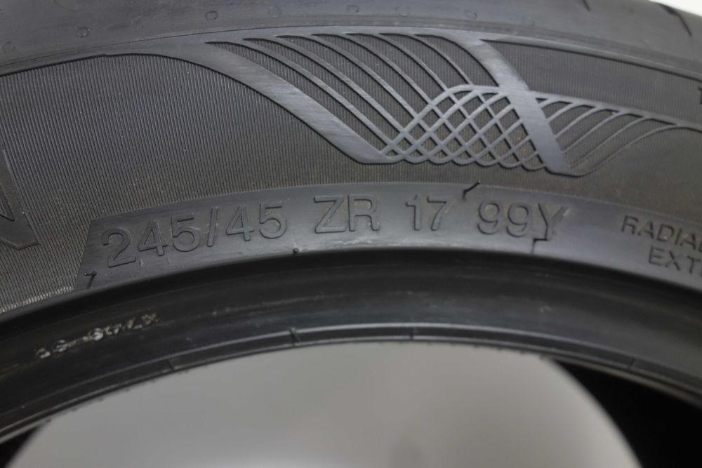 Opony letnie 245/45/17 - VREDESTEIN Ultrac Satin XL
