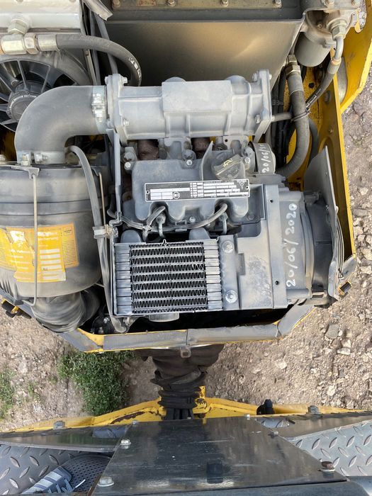 Каток Bomag BV100AD3