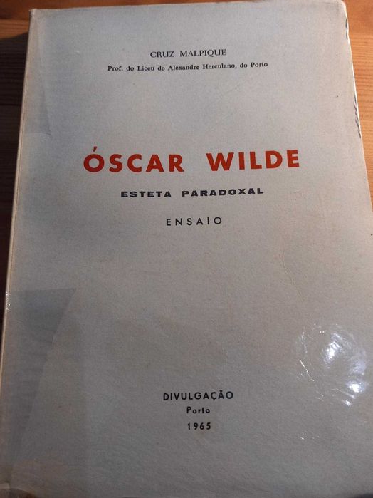 Oscar Wilde, esteta paradoxal