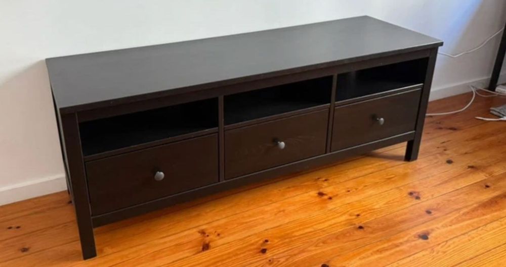 Móvel de TV - Hermnes Ikea - Preto.
