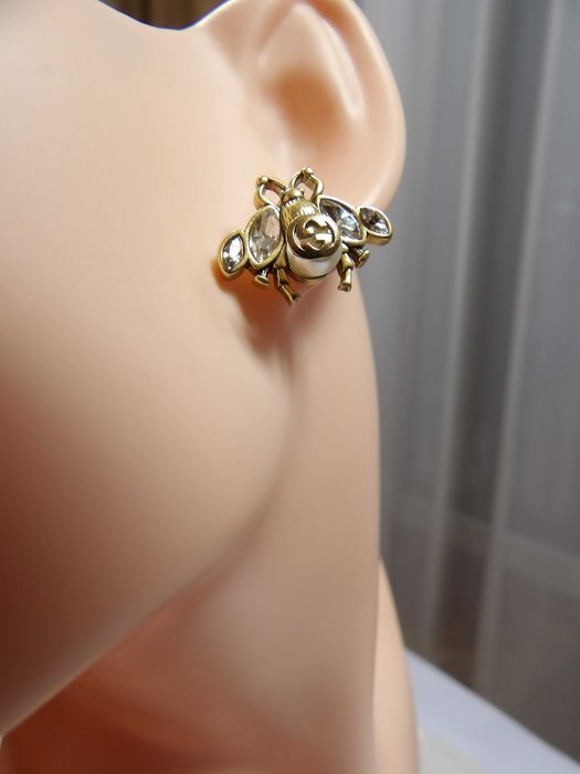 Gucci Brass Pearl Bee Earring kolczyki pszczółki