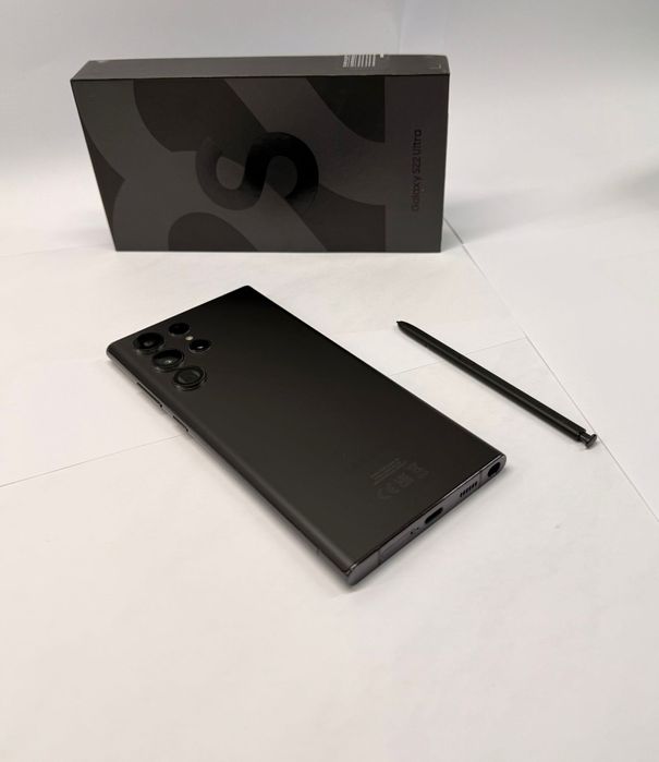 Samsung Galaxy S22 Ultra
Cor Phantom Black
Armazenamento: 128GB
Ram: 8