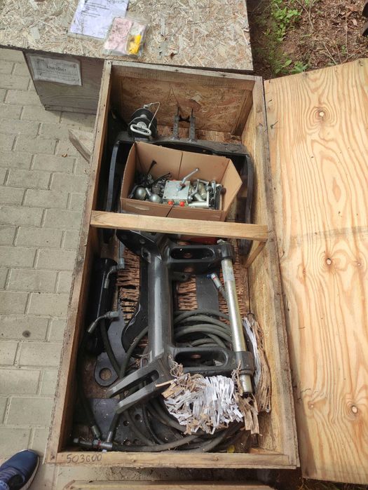 Przedni TUZ NH T4 T5  CASE Farmall U  Steyr Multi