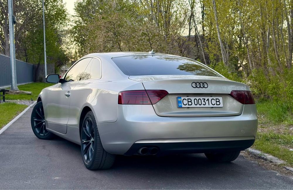 Продам Audi A5 Coupe, 2012 рік випуску, 2.0 бензин на повному приводі