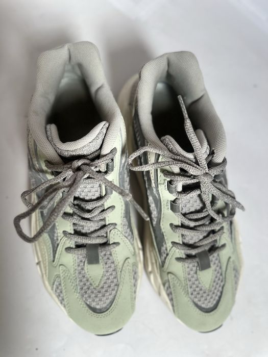 Кросівки Adidas Yeezy Boost 700 V2 Розмір 43
