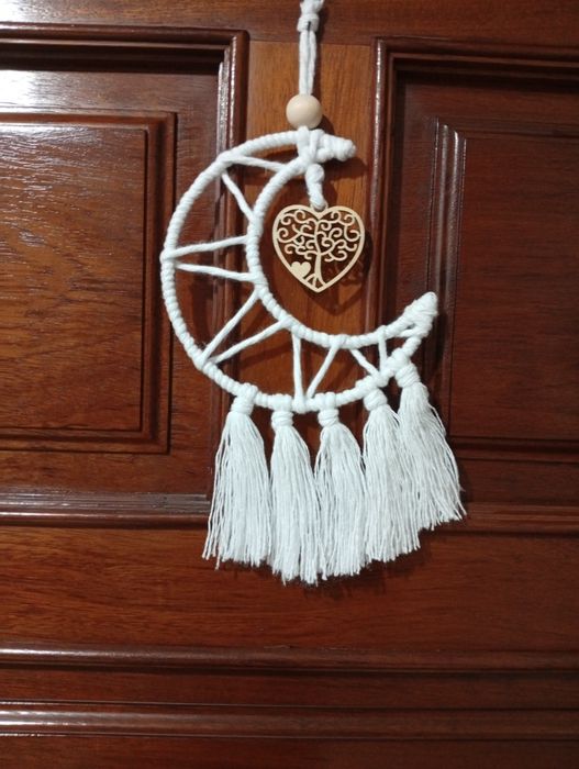 Artigos decorativos em macramé