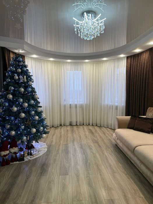 3 кімнати • 106 м² • 10 поверх — стильна квартира з ремонтом та меблям