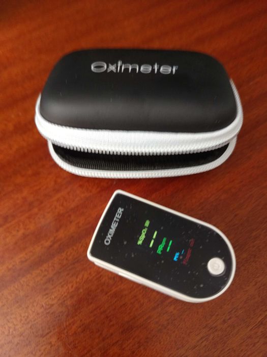 Saturímetro Oxímetro de dedo (para despachar)