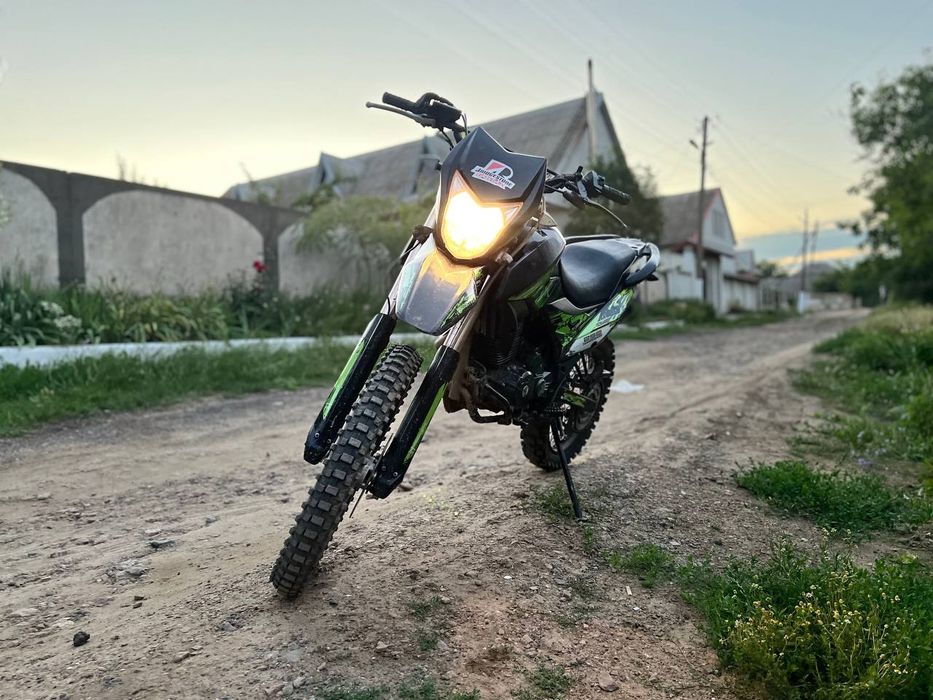 Shineray XY250-6C