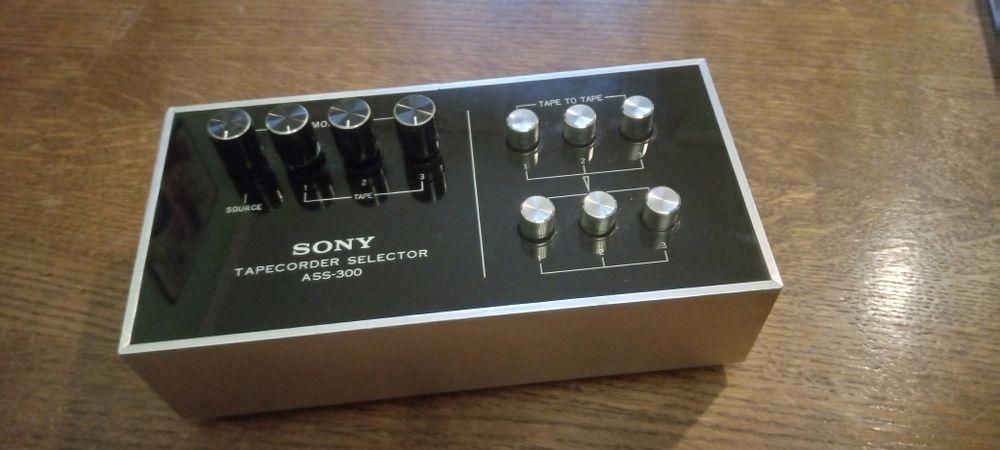Селектор Sony ASS-300