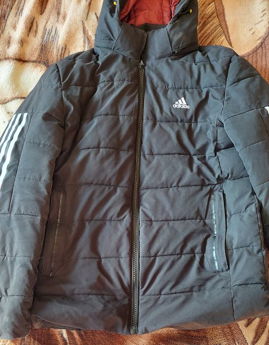 Куртка зимова в гарному стані