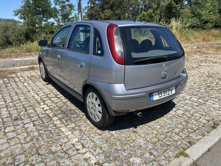 Opel Corsa Twinport 1.2 85cv