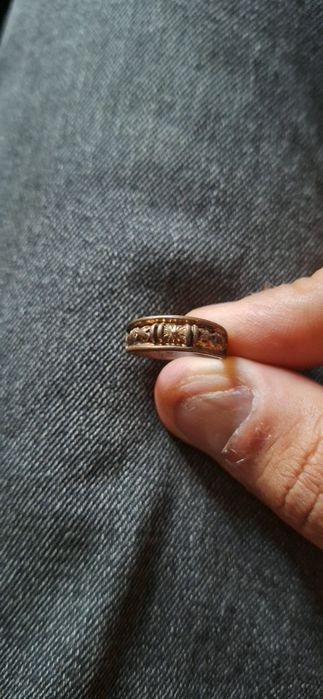Bejuteria O anel não é ouro