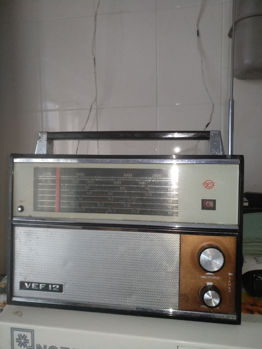 Радіоприймач,працюючий,,VEF 12,,