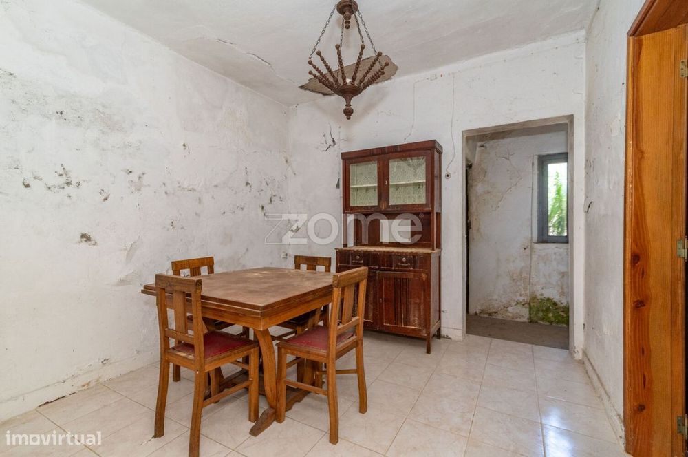 Moradia p/ Recuperar | Tranquilidade| Vista Campo