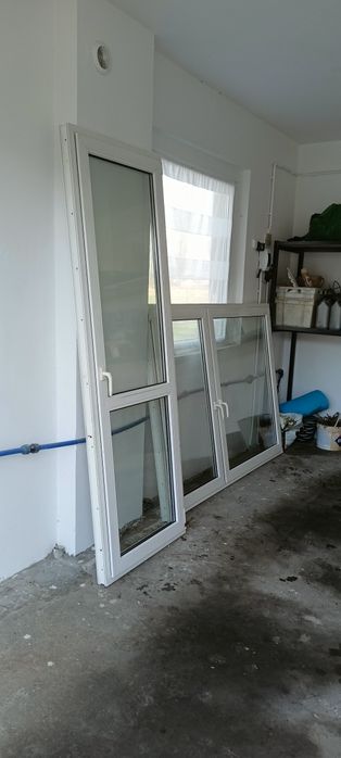 Okno 144 x 207 i drzwi balkonowe  230 x 80