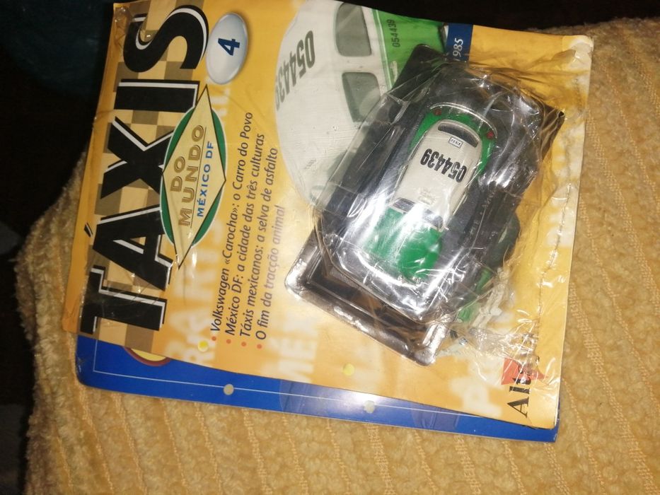 Caros de coleção miniatura