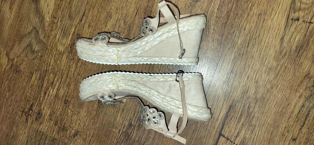 Beżowe buty na koturnie, cyrkonie, 38, nowe, sandały, espadryle, nowe