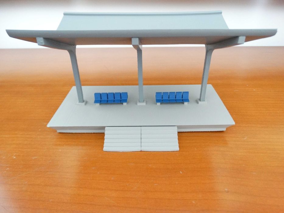 Estação de comboios HO com figuras