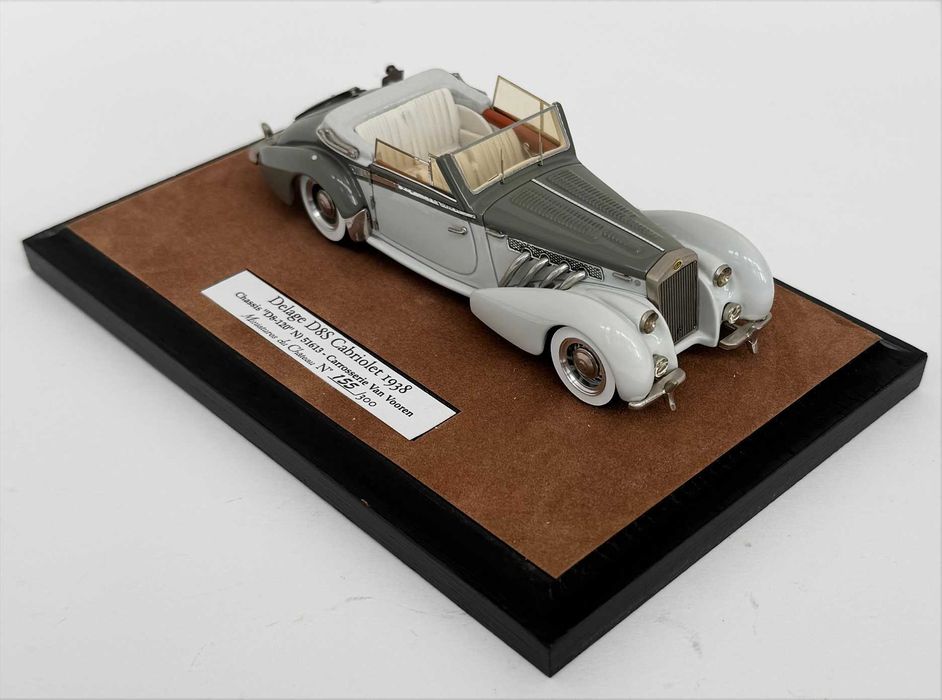 Miniatures du Chateau_1938 DELAGE D8S Cabriolet Two Tone Grey 1/43. Raro! Completo e como novo.