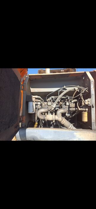 Hitachi zaxis 330lc