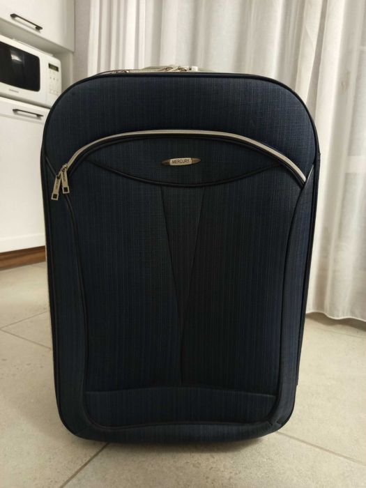 Продам валізу б/у