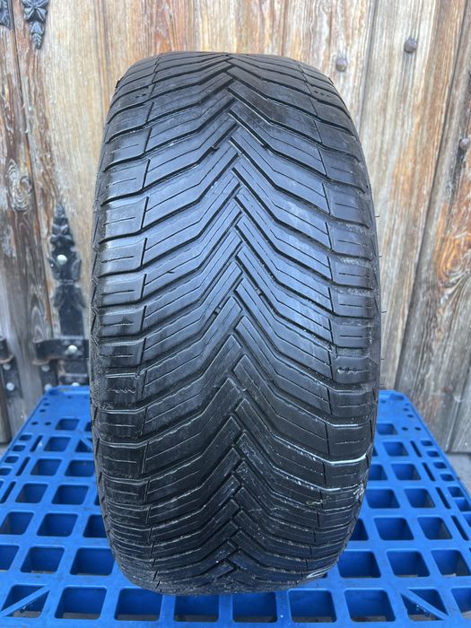 Opona Michelin CrossClimate 2 235/45/18 pojedynka