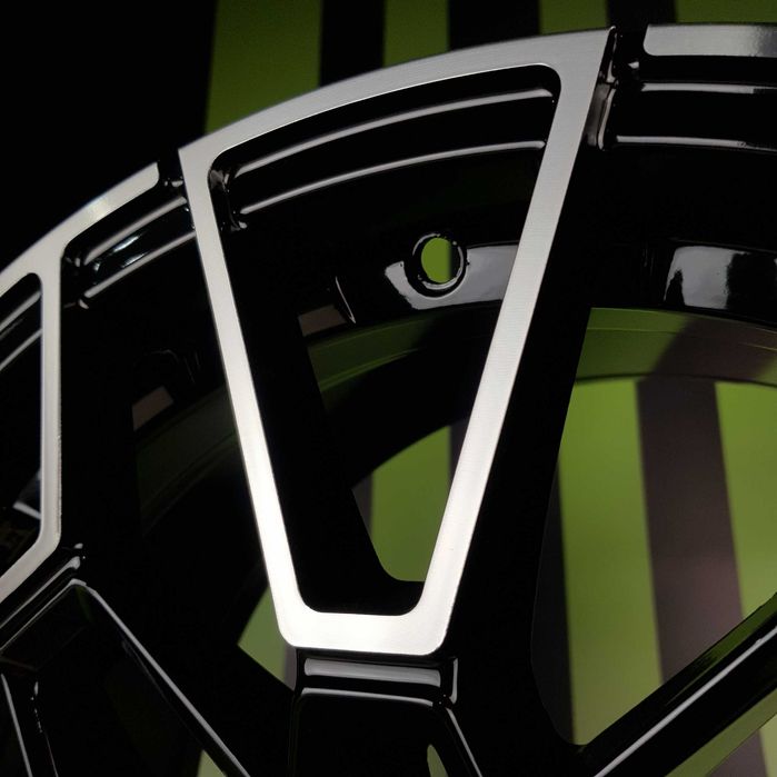 2Диски На Авто R18 5x120 БМВ X3 F25 X5 E90 E92 F30 F32 F10 F11 F07 Р18