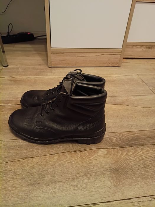 Czarne buty Traper 42