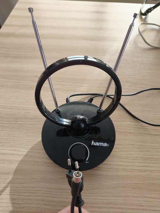 Antena pokojowa Hama dvbt