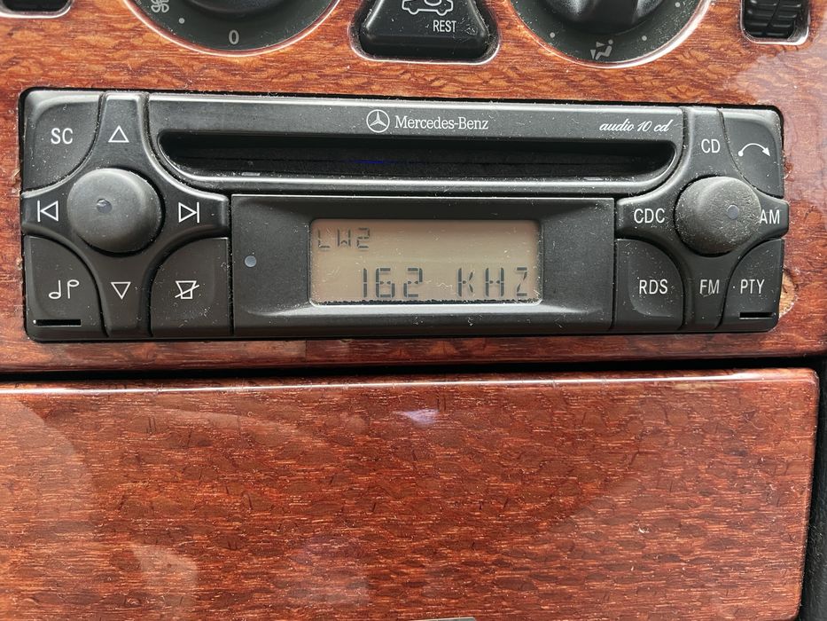 Магітофон мерседес з блютуз