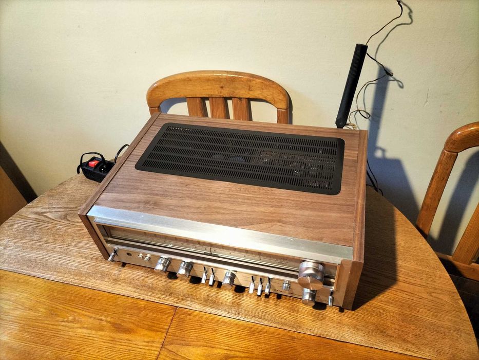 Amplituner Pioneer SX880