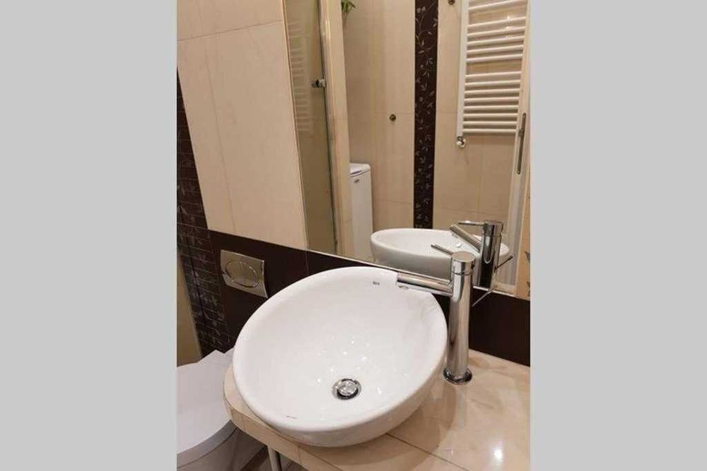 SYLWESTER Apartament GREEN Stare Miasto, Sławkowska, 100 m Rynek Główny, max 5 osób CUDNY