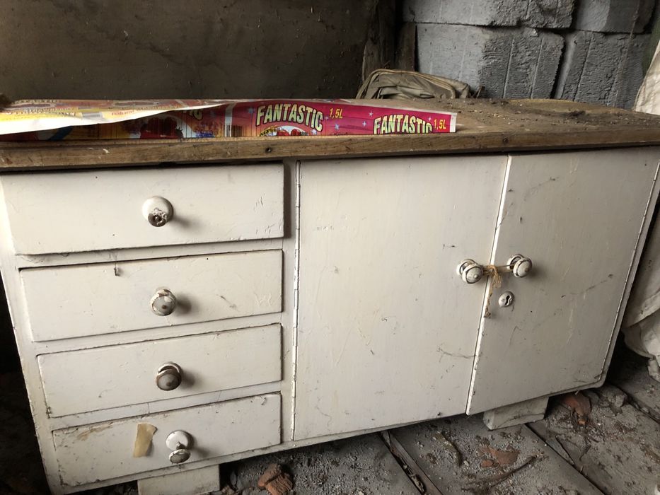 Stara komoda do renowacj