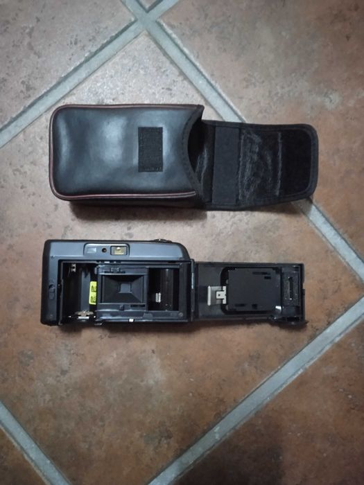 Máquina fotográfica anos 90