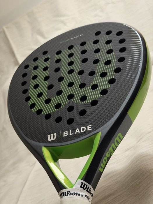 Wilson Blade LT V2 (355g) — Usada Apenas 1 Vez (Como Nova)