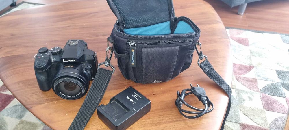 Máquina Fotográfica Compacta Panasonic Lumix DMC-FZ300 - Preto