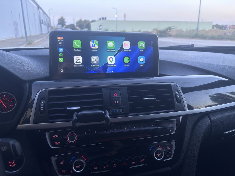BMW 318I. — photo 5