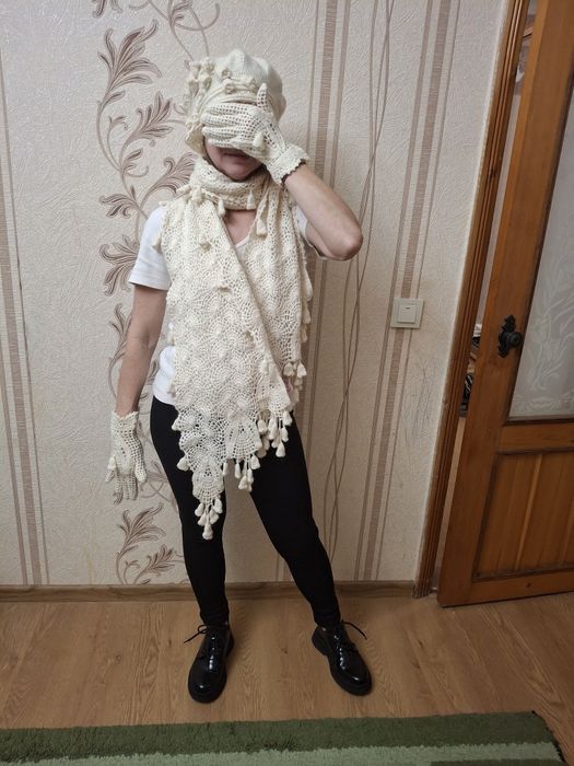 Вязаний набір берет, шарф б/в