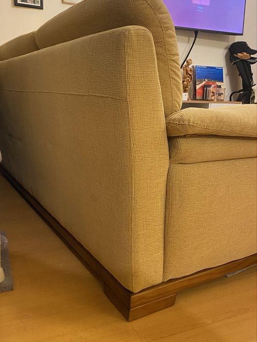 Conjunto Sofá e 2 poltronas