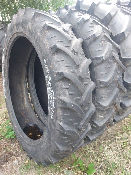 270/95R38 (11.2R38 ) Kleber opony używane rolnicze para