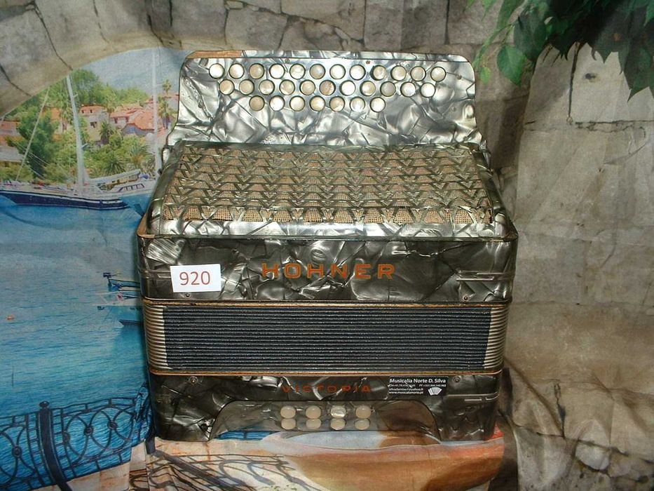 Concertina para venda N, 920