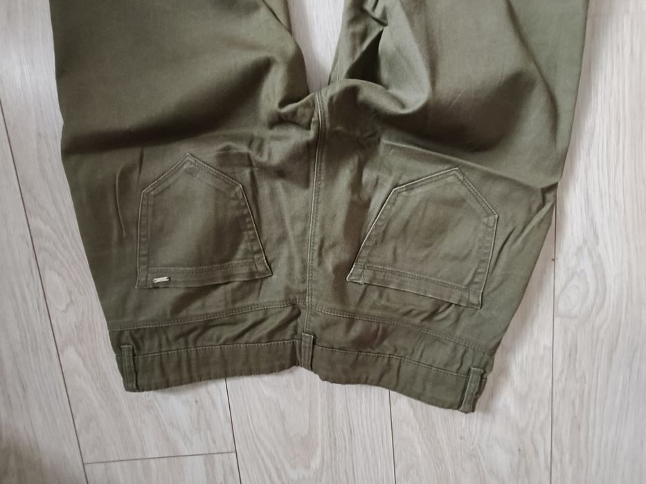 Spodnie damskie khaki