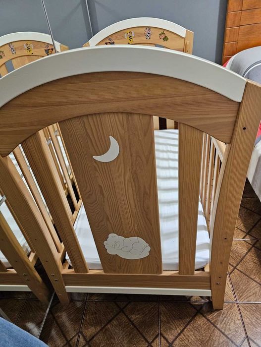 Cama de grades dos 0 aos 3 anos com colchão