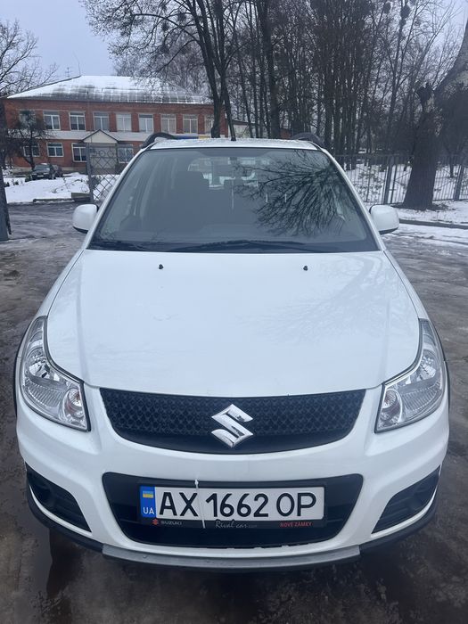 Продам  Suzuki SX4 2014