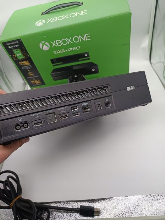konsola xbox one 500gb czarny + pad + gra + kinect + karton double box