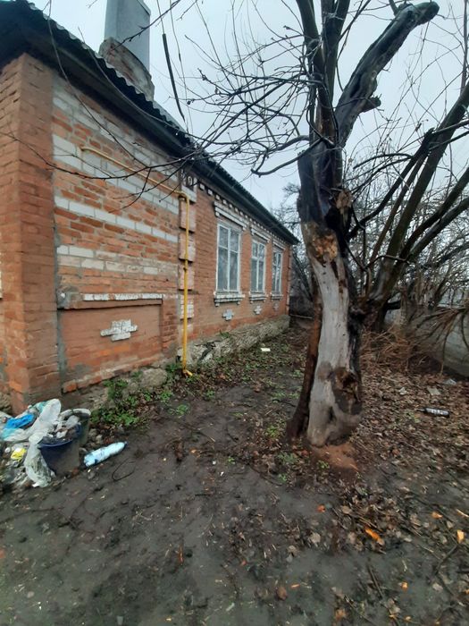 Продам жилой дом в пгт Новопокровка, Харьковской обл., Чугуевского р-н