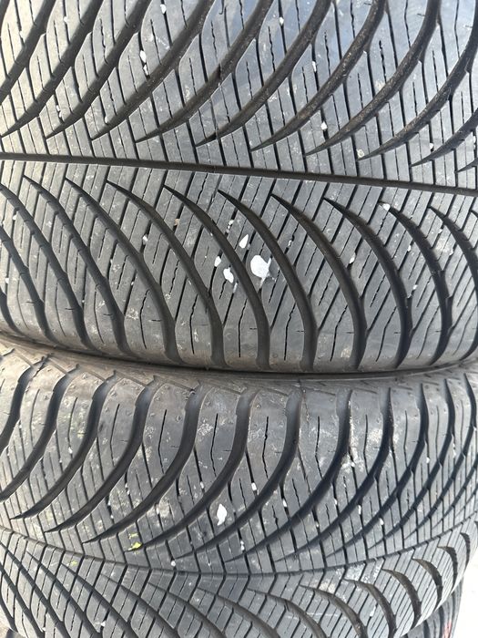Opony 215/45/16 90 v gen 2 Goodyear vector 4 seasons